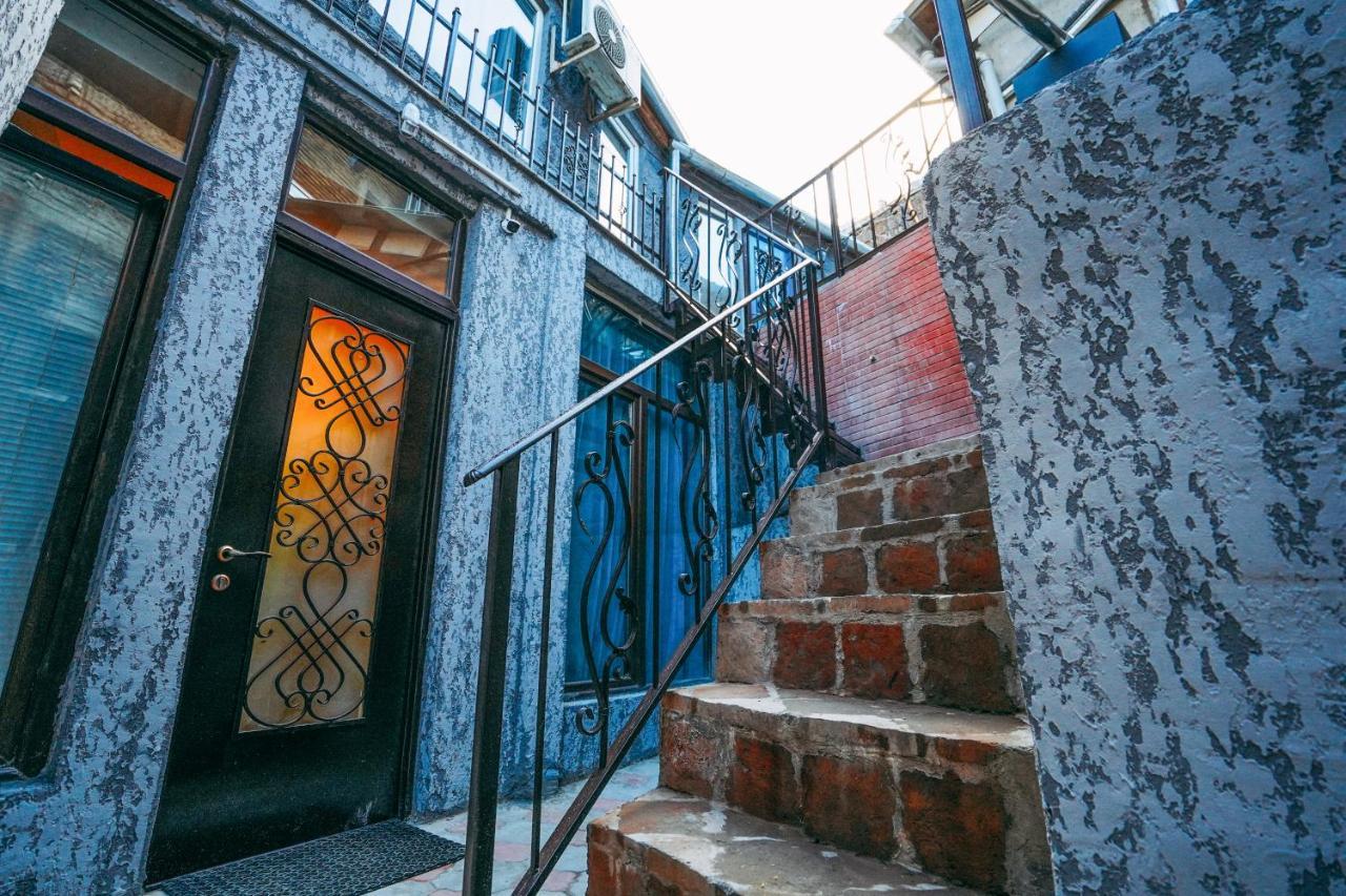 شقة Second House Rustaveli تبليسي المظهر الخارجي الصورة